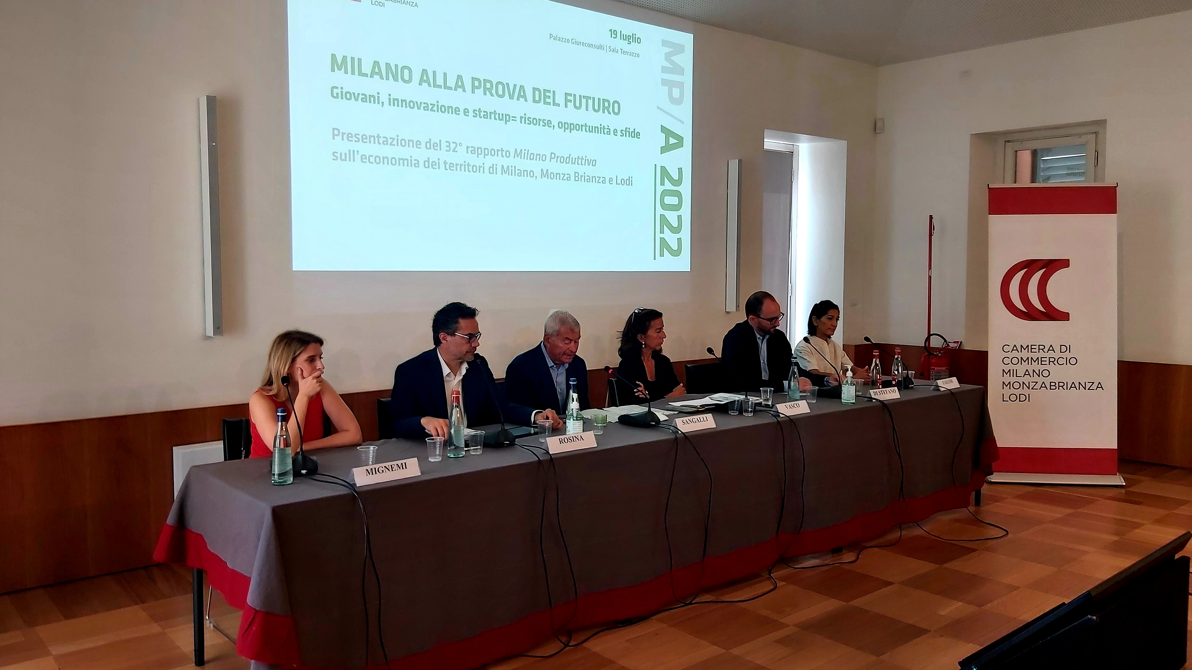 Il tavolo dei relatori