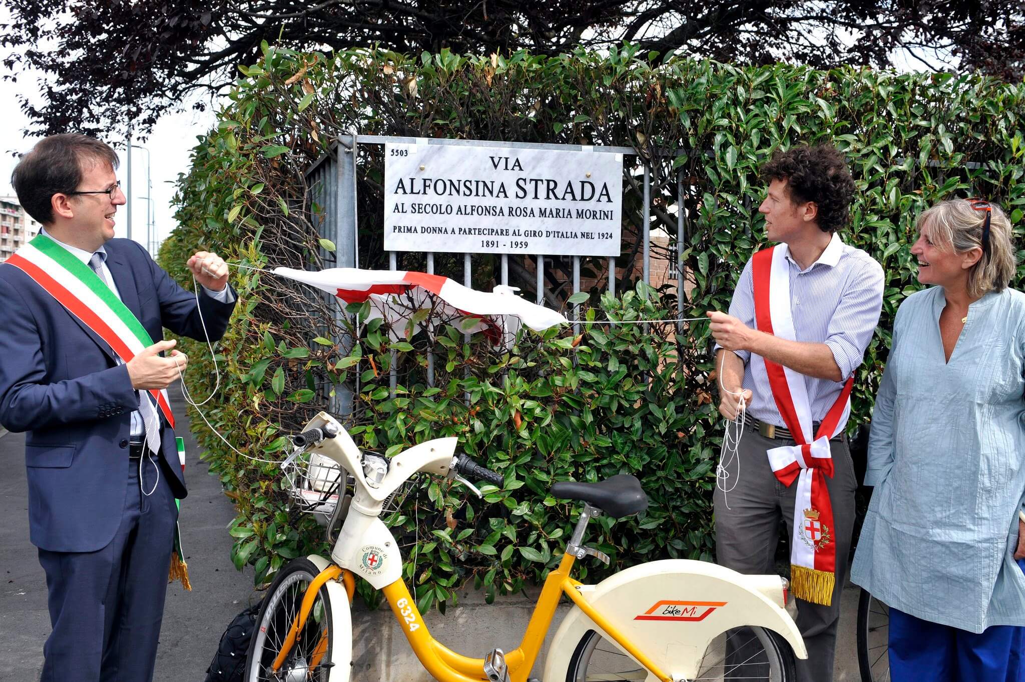 La via intitolata alla ciclista a Milano (foto Comune di Milano)